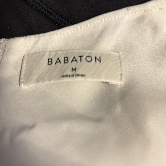 White Babaton Sleeveless Blouse. Medium. - Picture 5 of 6